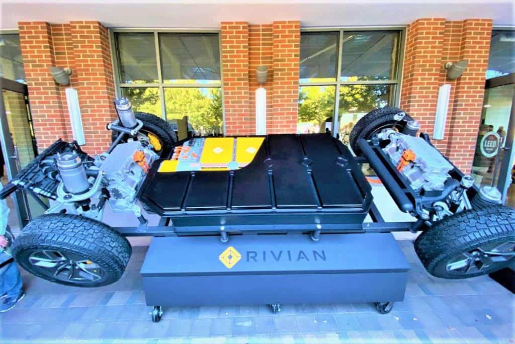 2023 rivian r1t battery, fast electric cars best review